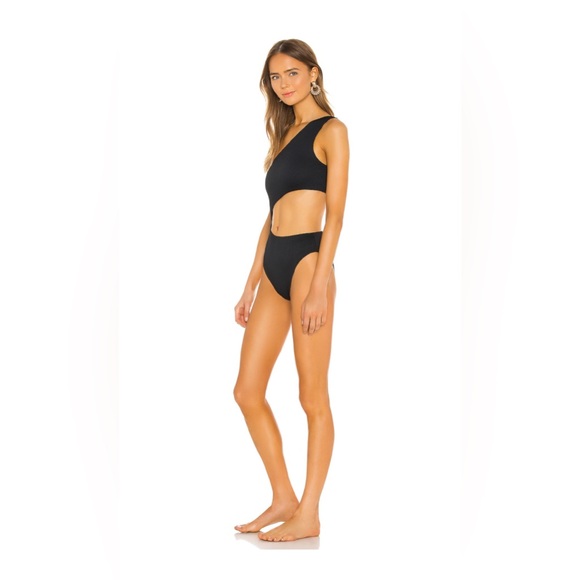 Beach Riot Celine Cutout One-Shoulder One-Piece Swimsuit, Black, Small, $148 - Picture 7 of 9